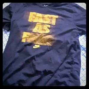 Kid's Nike Shirt